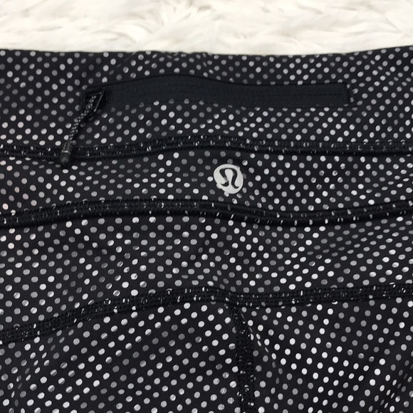 Lululemon Lights Out Pace Tight Ravish Reptile - Picture 10 of 17